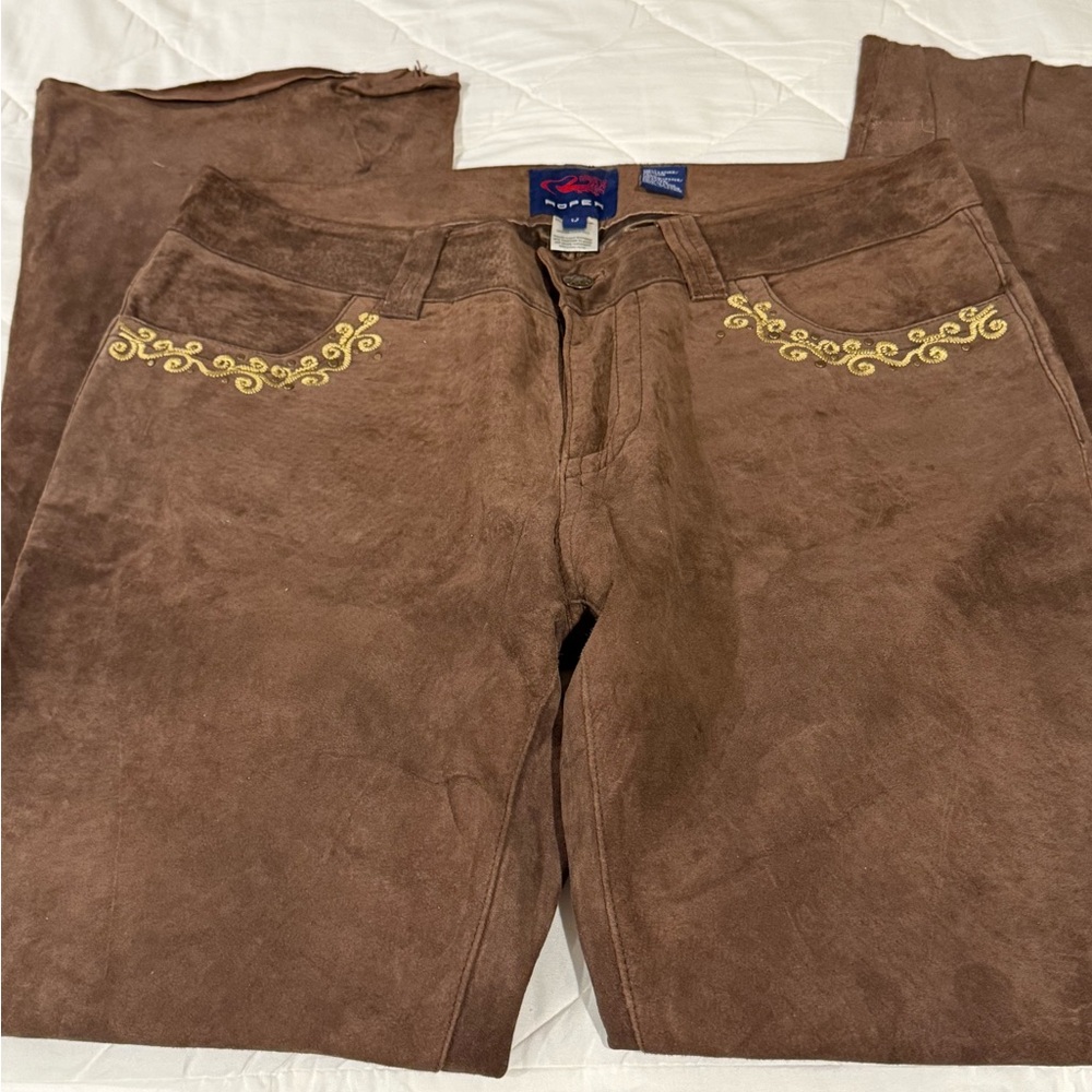New w/o tags, Beautiful Roper Brown Suede Pants with Gold Embroidery size 12